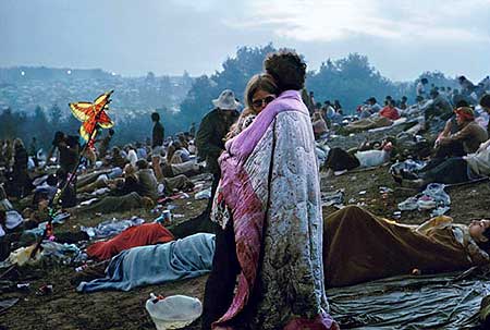 This August 15th marks the 40th anniversary of the Woodstock Music and Art Fair and the Burk Uzzle photo of the blanket-wrapped couple epitomized the humanity of the moment. In celebration of Woodstocks 40th anniversary, the Laurence Miller Gallery in NYC is presenting Uzzle's photography from Woodstock through August 20th. - Click Here To See and Learn More About the Burk Uzzle exposition at the Laurence Miller Gallery.